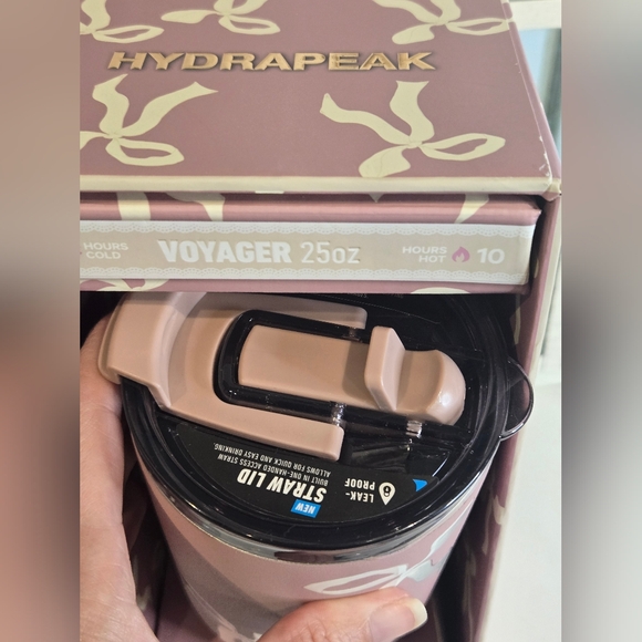 Hydrapeak 25oz Tumbler With Dancing Bows - Picture 3 of 4